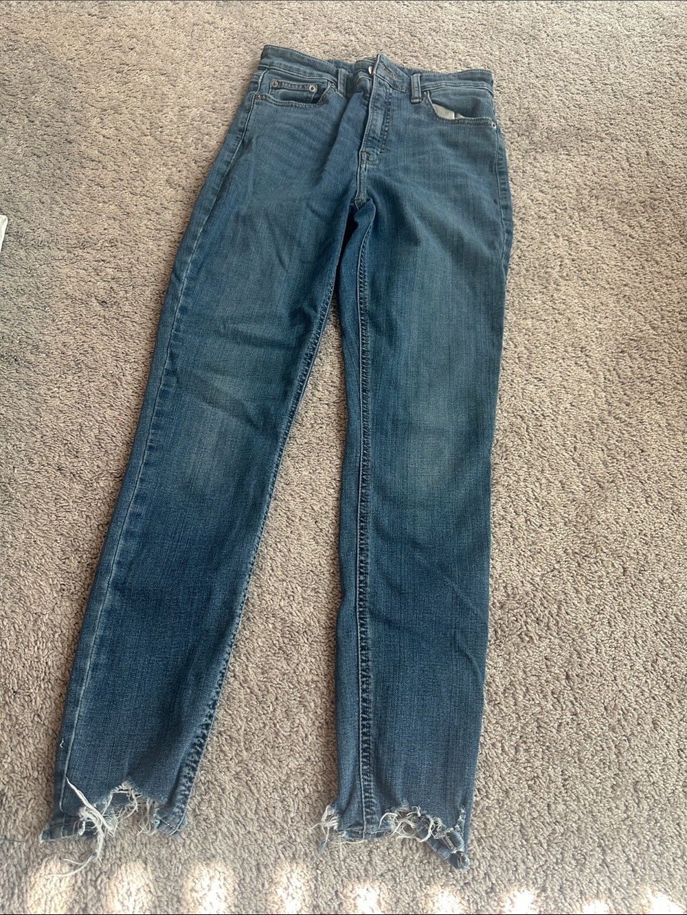 Lucky Brand jeans size 04/27
